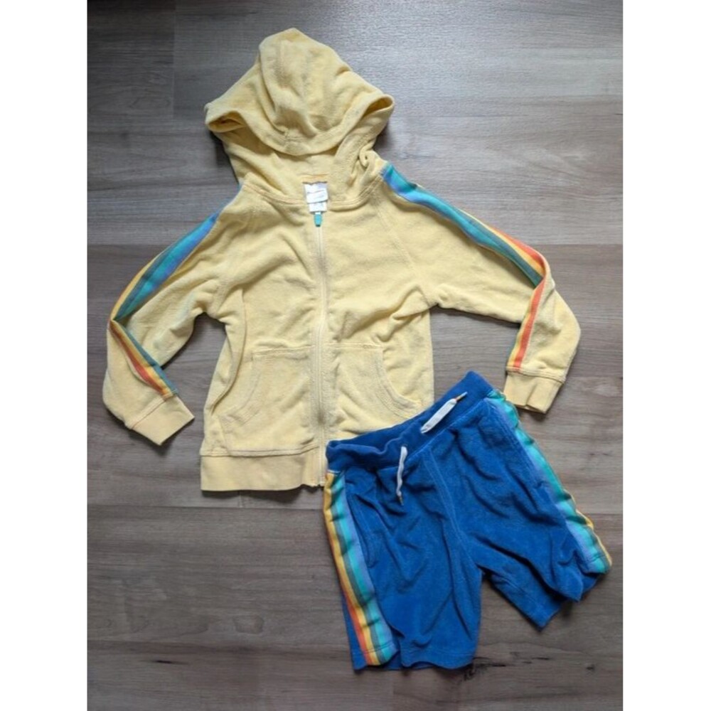 Hanna Andersson Terry Sweatshirt and Shorts Set, 5T (U2)